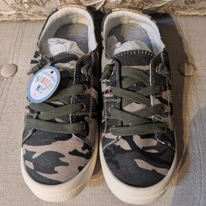 JellyPop Sneakers Size 7.5